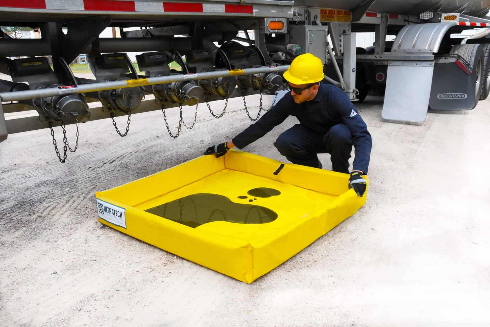 UltraTech Ultra-Containment Berm® - Mini Foam Wall Model (Duck Pond): Your Rapid Spill Solution