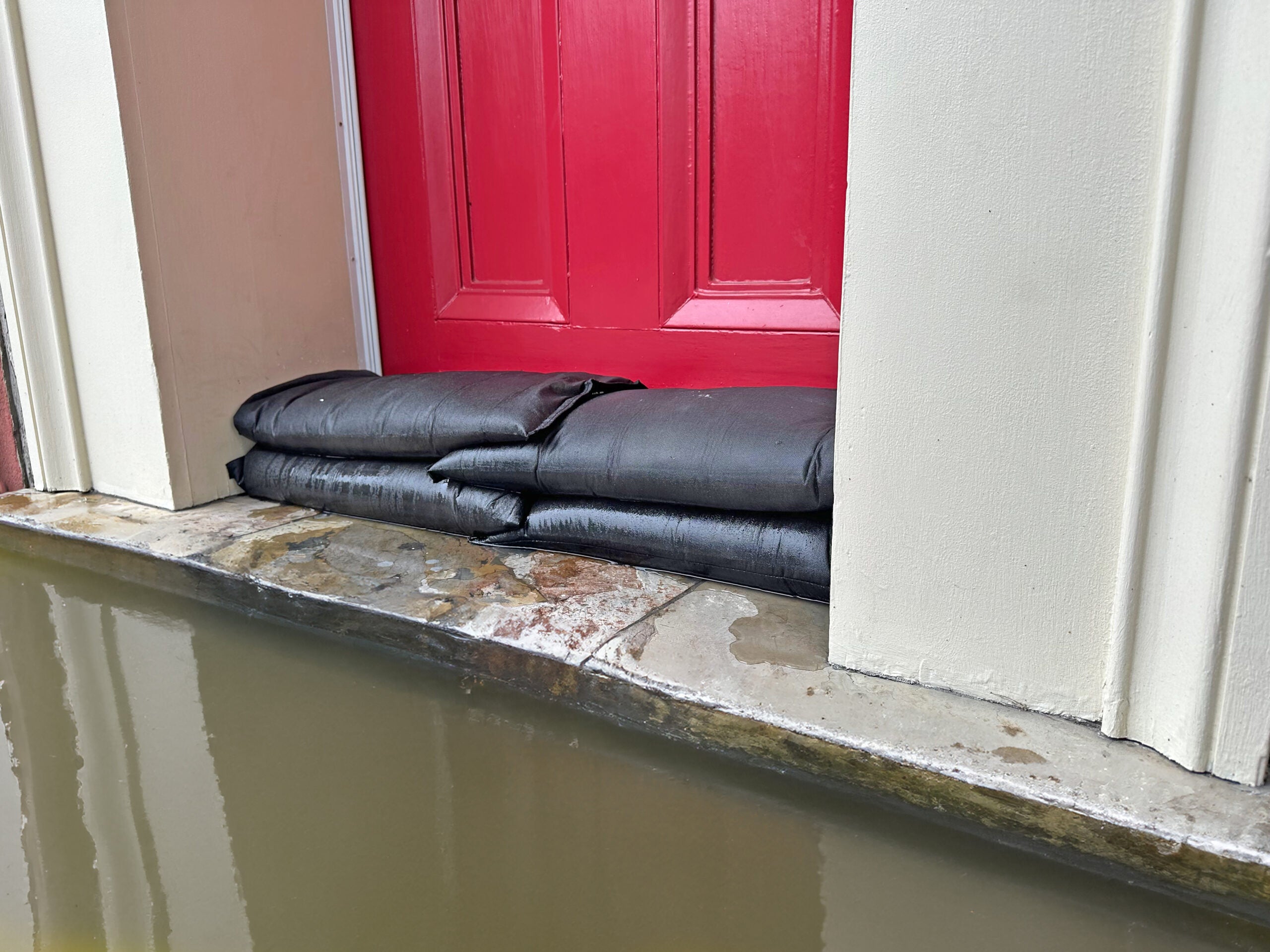 UltraTech Ultra-Flood Stopper® Sandless Sandbags: Your Ultimate Flood Defense!
