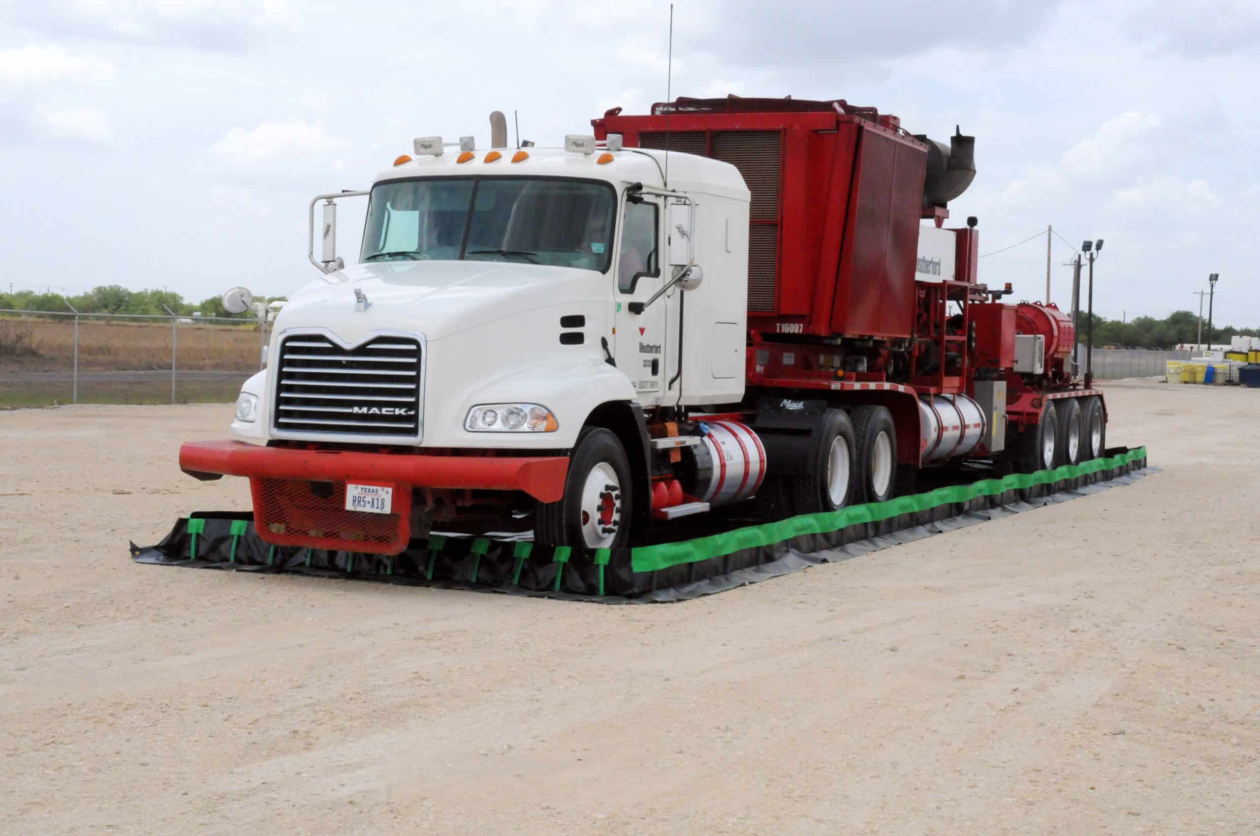 UltraTech Ultra-Containment Berm® - The Ultimate Solution for Spill Containment