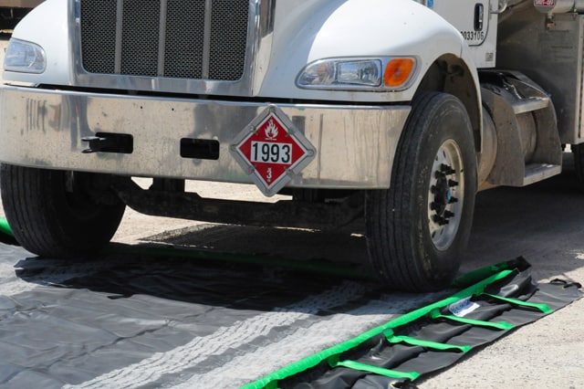 UltraTech Ultra-Containment Berm® - Rapid Rise Model - PVC: Swift Spill Solution